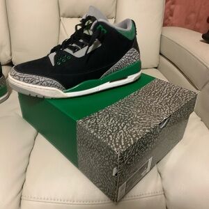 Air Jordan Retros size 9.5 men